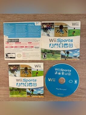 Wii Sports - Nintendo Wii - Original Game Complete in Case w/ Manual - TESTED